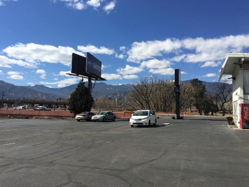 Howard Johnson by Wyndham Colorado Springs image 27